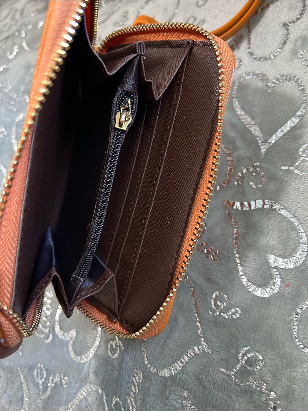 NWT Classic Fashion Monogram Crossbody wi/Gold Chain & Matching Wallet, Orange - Picture 10 of 11